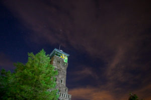 Deutschland, Baden-Württemberg, Schwarzwald, der Hornisgrindeturm auf der Hornisgrinde, höchster Berg im Nordschwarzwald (1163 m). Deutschland, Baden-Württemberg, Schwarzwald, der Hornisgrindeturm auf der Hornisgrinde, höchster Berg im Nordschwarzwald (1163 m).